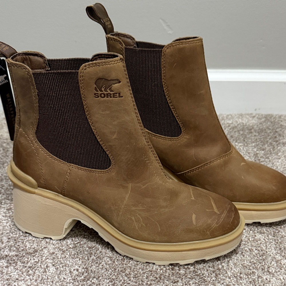 Sorel Women's Tan Ankle Booties